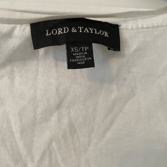 White breezy Lord and Taylor blouse with embroidered flower detail. Xs - Picture 2 of 2